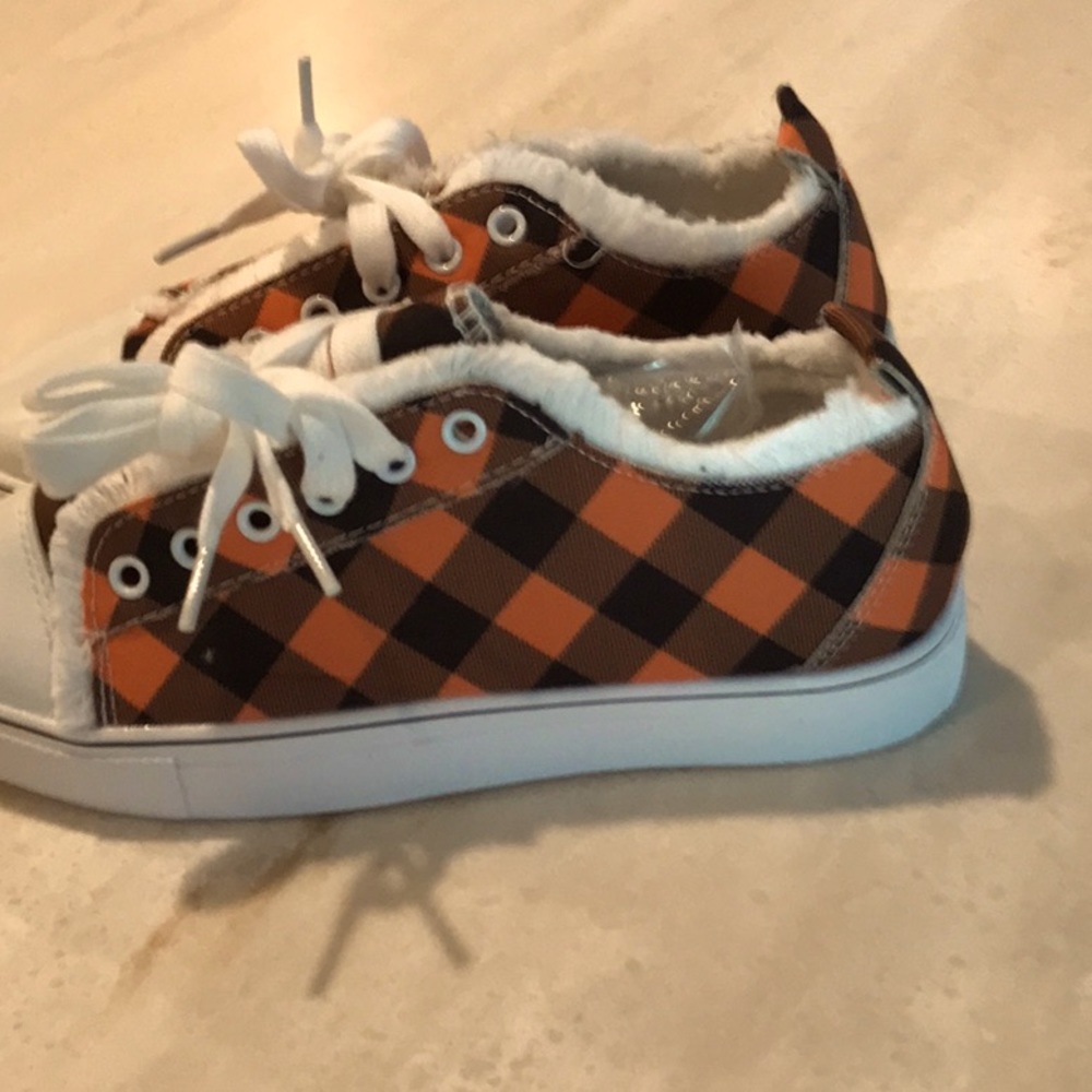Tennis shoes fall or Halloween shoes so cute.    NWOT,